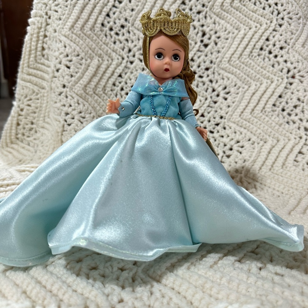 Madame Alexander 75th Anniversary Sleeping Beauty | MINT COLLECTIBLE DOLL